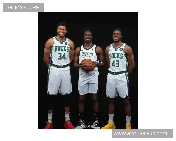 雄鹿队迎来历史时刻字母哥五弟亚历克斯签约双向合同