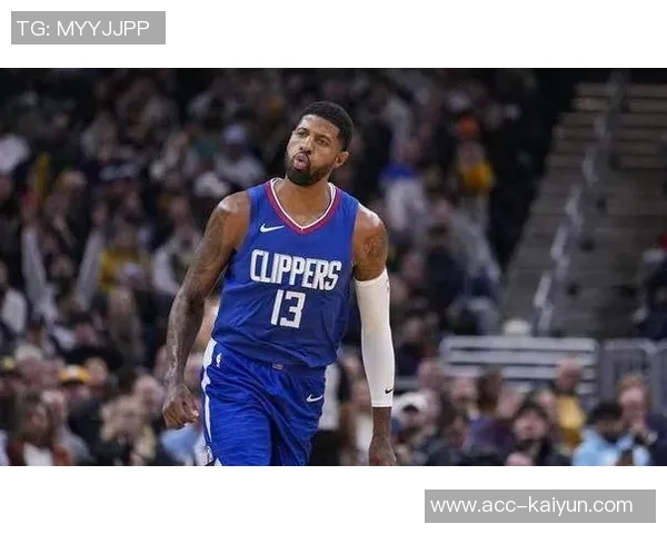 乔治状态回暖半场表现出色12分钟内高效拿下11分2助攻