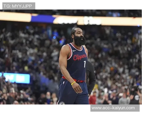 哈登三双助力快船创历史祖上不富裕却书写传奇人生