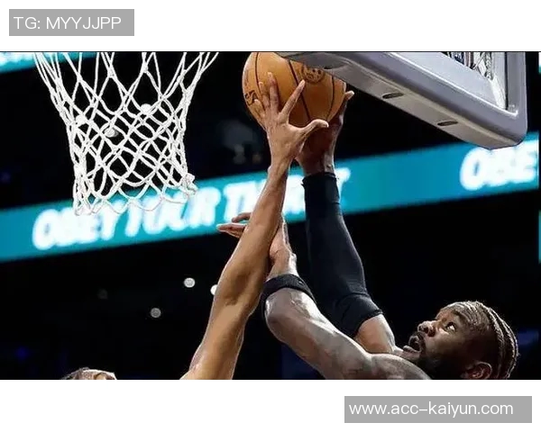 新赛季精彩开局艾顿强势协防封盖巴特勒展现实力